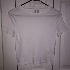 h&m divided crop top